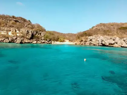 Tugboat-and-Blue-Room-Snorkeling-Tour-3-690x517-2