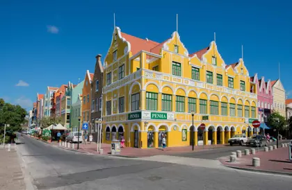 City-Walk-Willemstad-7-scaled