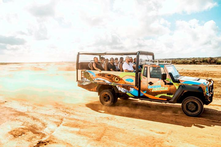 Jeep and Beach Adventure – West Edition | Curacao Activities