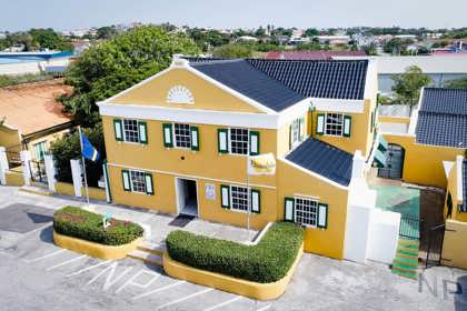 Landhuis-Chobolobo-Blue-Curacao