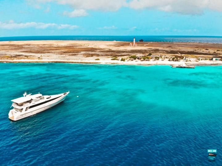 Boattrip to Klein Curacao | Miss Ann
