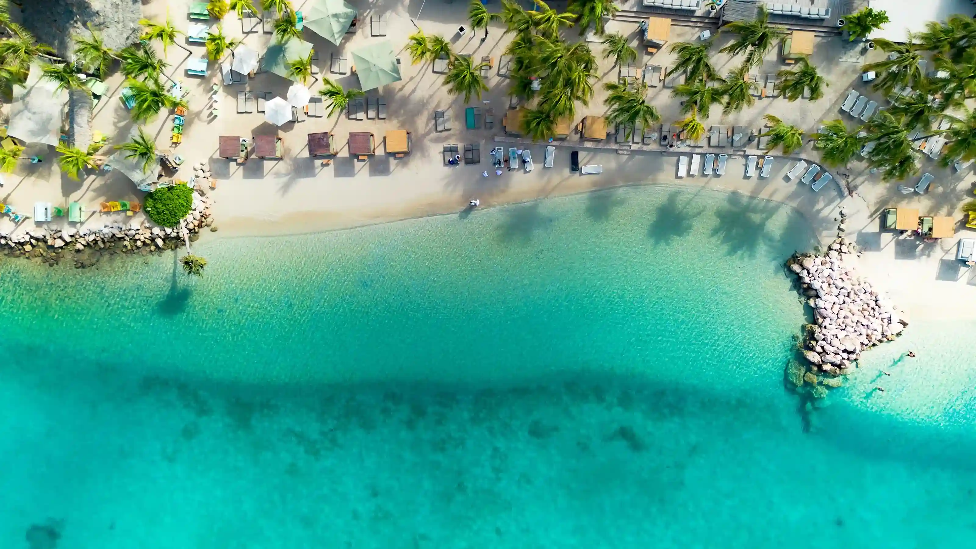 curacao_mambo_beach_drone