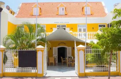 Academy-Hotel-Curacao-1
