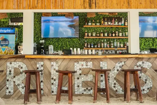 Rileks Beach Bar