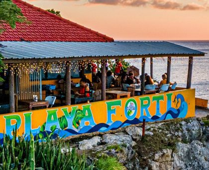 Restaurant Playa Forti